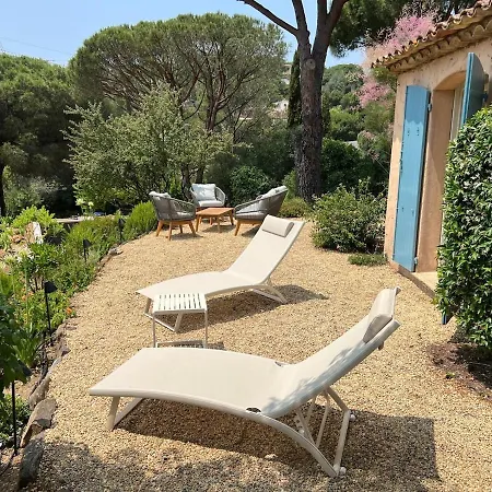 Avec Piscine Et Vue A Ramatuelle, L'escalet *
