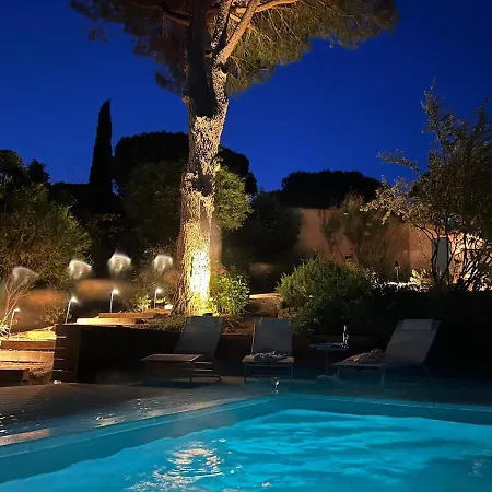 Avec Piscine Et Vue A Ramatuelle, L'escalet Vila